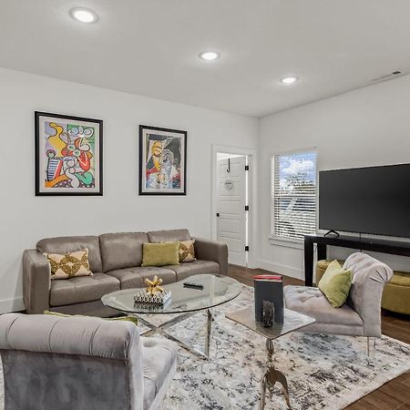 The Warhol - Pet-Friendly Apartment 本顿维 外观 照片