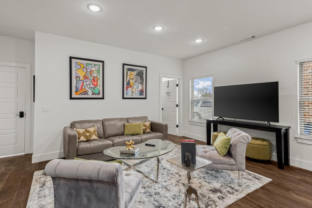 The Warhol - Pet-Friendly Apartment 本顿维 外观 照片