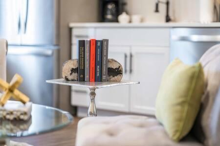 The Warhol - Pet-Friendly Apartment 本顿维 外观 照片