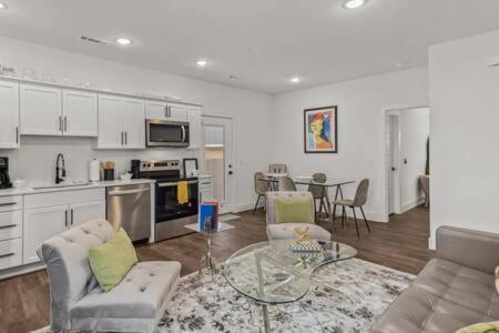 The Warhol - Pet-Friendly Apartment 本顿维 外观 照片